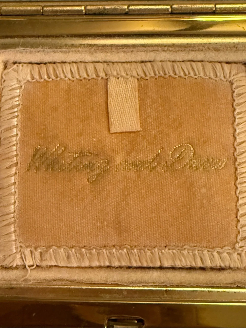 Vintage Whiting & Davis Powder Compact